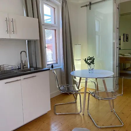 Апартаменты Im Zentrum Von Lochau, #1 *