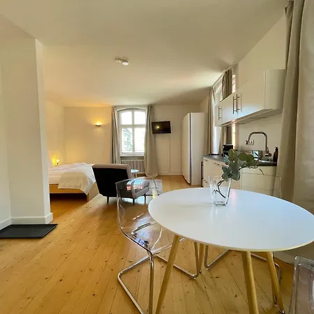 Im Zentrum Von Lochau, #1 Apartment