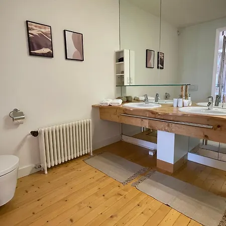 Im Zentrum Von Lochau, #1 Apartment