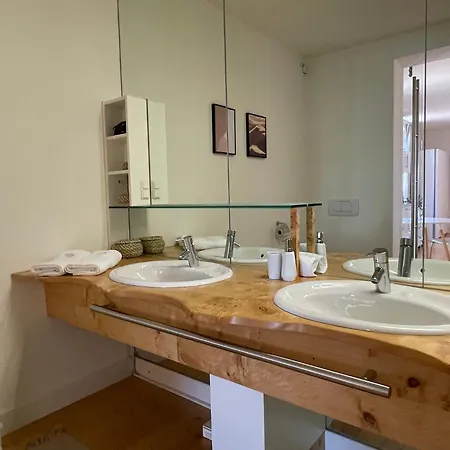 Im Zentrum Von Lochau, #1 *