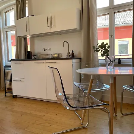 Im Zentrum Von Lochau, #1 Apartment *